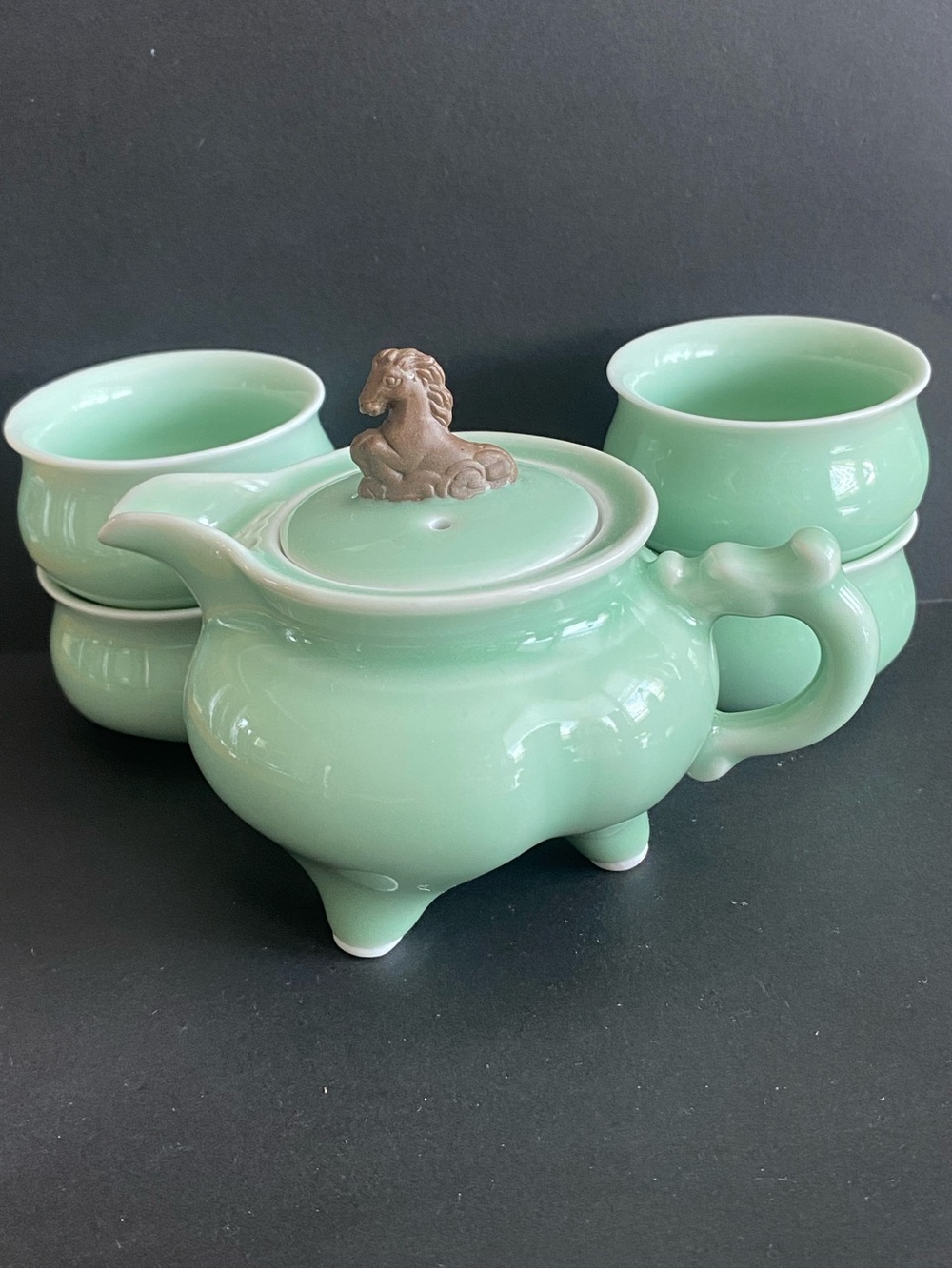 Vtg Chinese Gongfu Celadon Tea Pot 4 Cups Set Jade Green Glaze Horse On The Lid